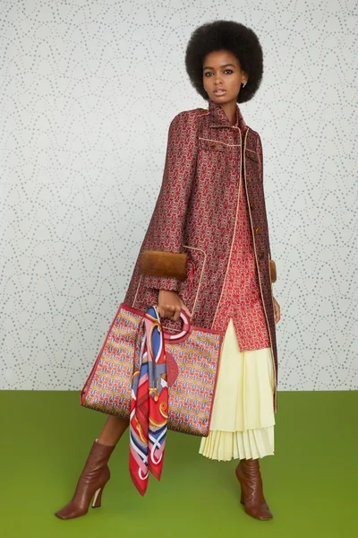 Look 8